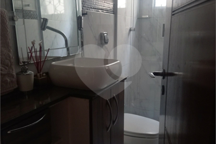 Sobrado à venda com 3 quartos, sendo 1 suíte,  em Tremembé, São Paulo, SP