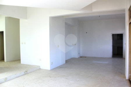 Triplex à venda com 5 quartos, sendo 3 suítes, em Santa Cecília, São Paulo, SP