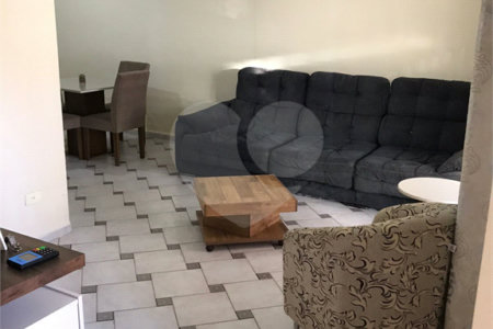Casa à venda com 3 quartos, sendo 1 suíte, em Jardim Karolyne, Votorantim, SP