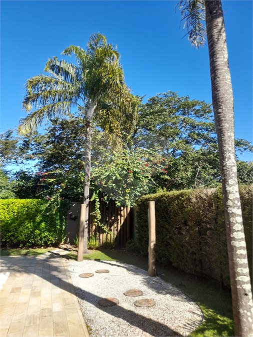 Casa à venda com 4 quartos, sendo 3 suítes, no condomínio Residencial Terras de Vinhedo, Vinhedo - SP