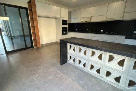 Casa à venda com 3 suítes em Três Lagoas, MS