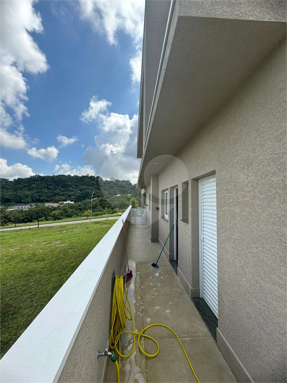 Casa à venda com 4 suítes no condomínio Itaporã, Atibaia - SP