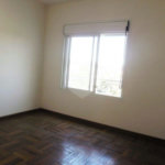 Casa à venda com 4 quartos, sendo 2 suítes, no condomínio Bristol Village, São Paulo - SP