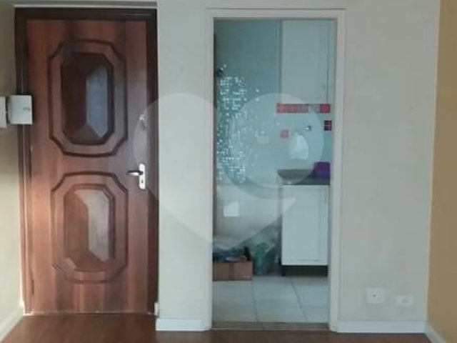 Apartamento à venda com 2 quartos em Aclimação, São Paulo, SP