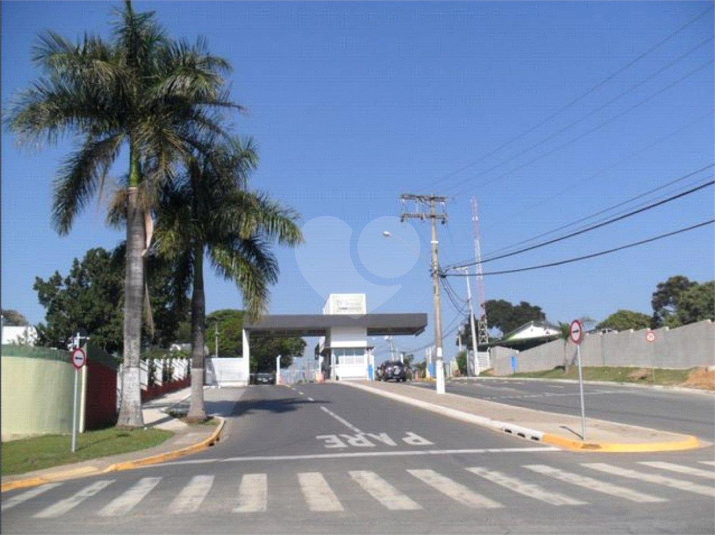 Casa à venda com 3 suítes no condomínio Lagos D Icaraí, Salto - SP
