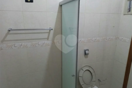 Casa com 147m² , 2 dormitórios , sendo 1 suíte , 2 vagas , à venda , no Parque das Nações , em Santo André.