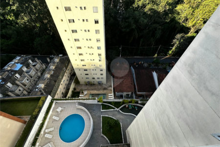 Apartamento à venda com 3 quartos, sendo 1 suíte, em Vila Andrade, São Paulo, SP