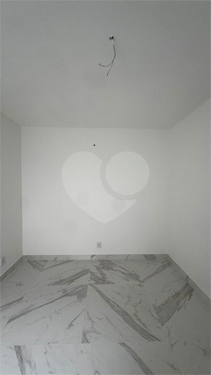 Casa à venda com 2 quartos, sendo 1 suíte, no condomínio Parque Guará, Rio de Janeiro - RJ