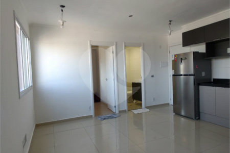 Apartamento à venda com 2 quartos em Santo Amaro, São Paulo, SP