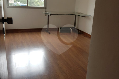 Apartamento à venda com 3 suítes em Conjunto Residencial Morumbi, São Paulo, SP