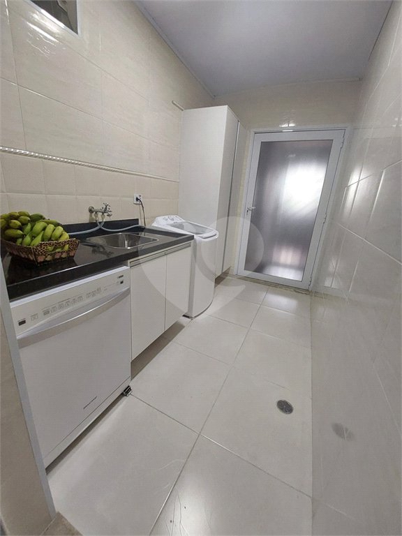 Sobrado à venda com 3 quartos, sendo 1 suíte, em Vila Nova Socorro, Mogi das Cruzes, SP
