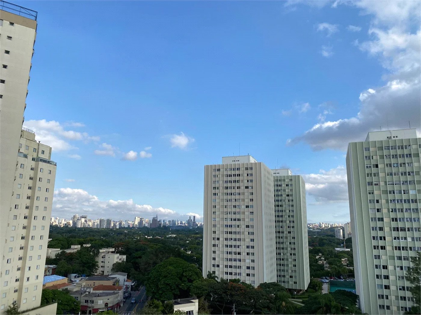 Apartamento para alugar com 2 quartos, sendo 1 suíte, em Alto da Lapa, São Paulo, SP