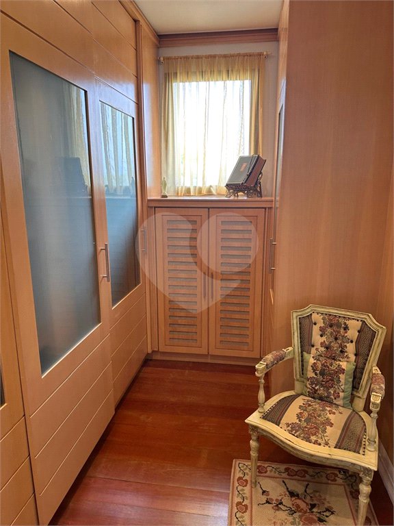 Sobrado à venda com 7 quartos, sendo 6 suítes, em Jurerê Internacional, Florianópolis, SC