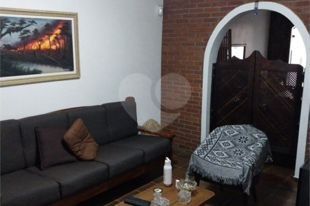 Casa Térrea à venda com 4 quartos, sendo 2 suítes,  em Vila Prudente, São Paulo, SP