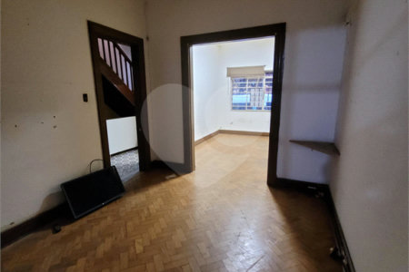 Sobrado à venda ou para alugar com 3 quartos em Vila Mariana, São Paulo, SP