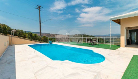 Casa à venda com 3 quartos, sendo 1 suíte,  no condomínio Vale do Sol, Bom Jesus dos Perdões - SP
