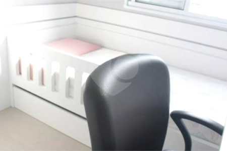 Apartamento à venda com 2 quartos em Parque Reboucas, São Paulo, SP