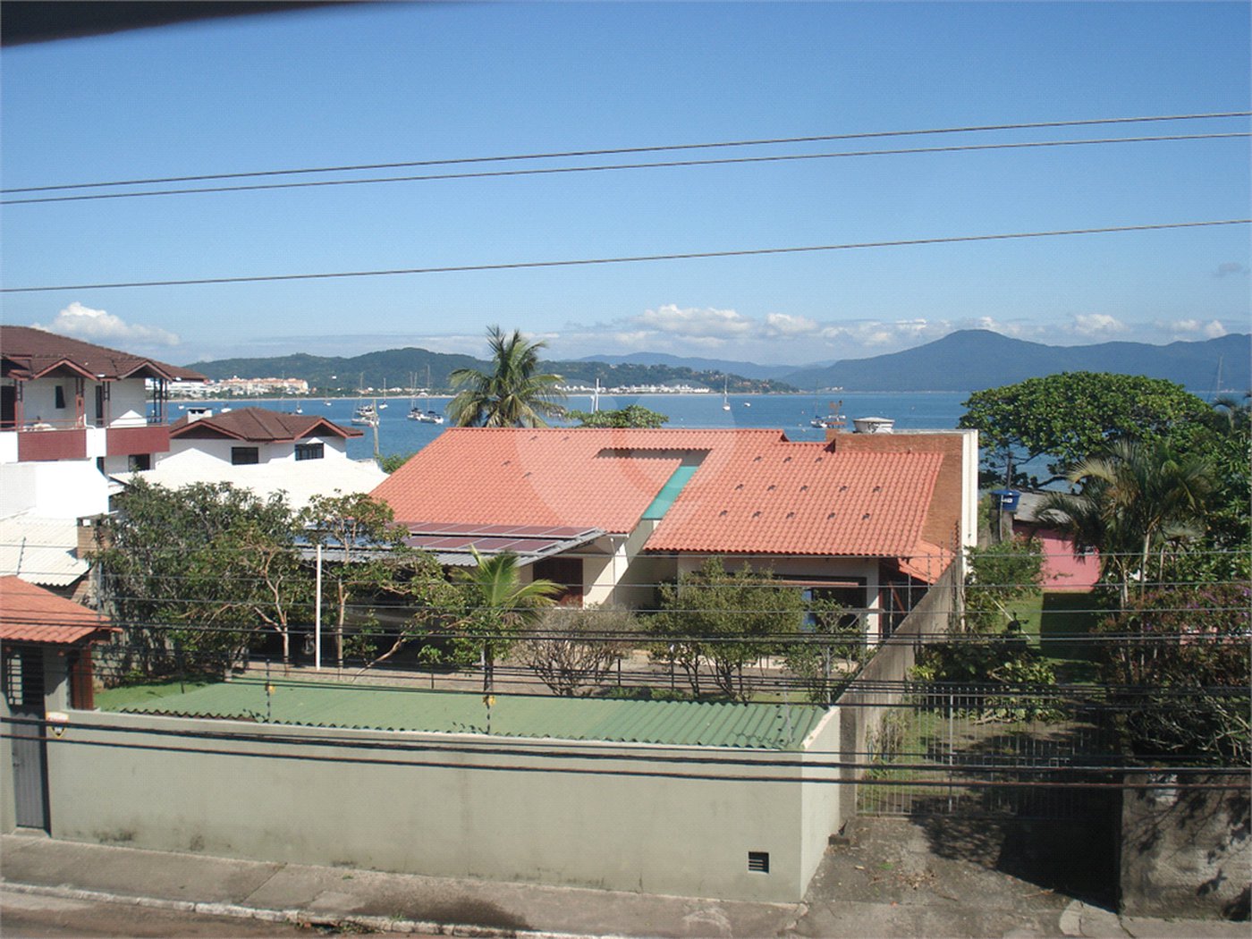 Apartamento à venda com 3 quartos, sendo 1 suíte, em Jurerê, Florianópolis, SC