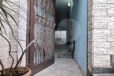 Sobrado à venda com 4 quartos em Vila Dom Pedro II, São Paulo, SP