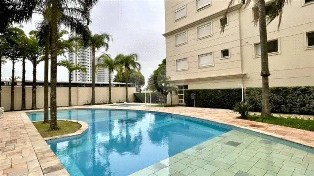Apartamento à venda com 3 suítes em Vila Progredior, São Paulo, SP