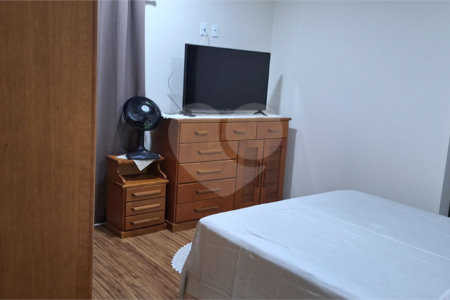 Casa à venda com 4 quartos, sendo 2 suítes, no condomínio Saint Patrick, Sorocaba - SP