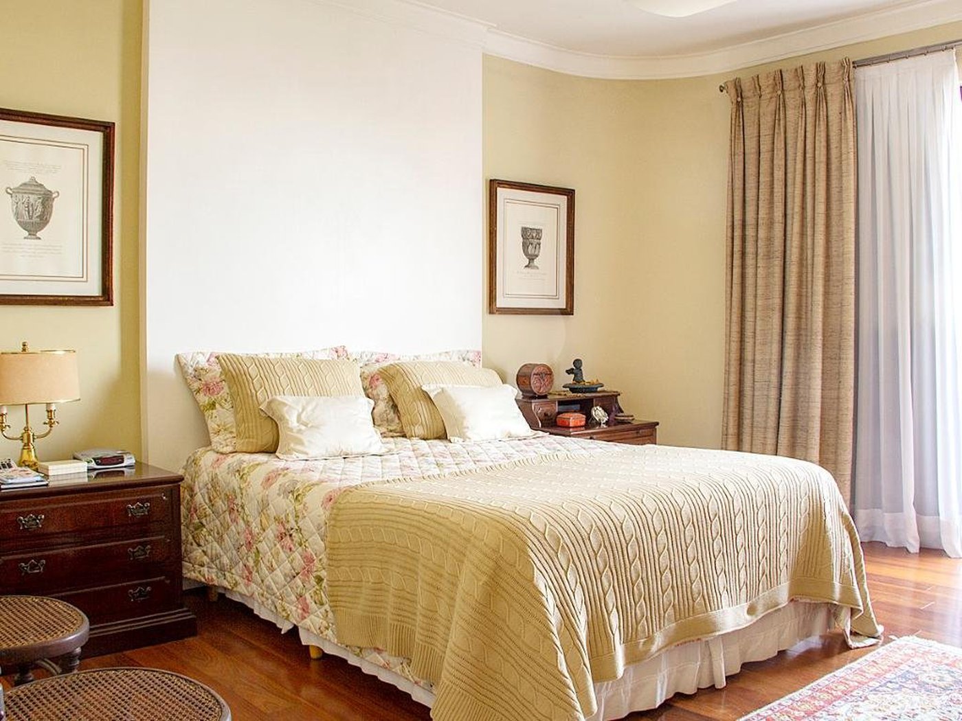 Apartamento à venda com 3 quartos, sendo 2 suítes, em Alto da Boa Vista, São Paulo, SP