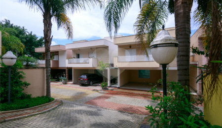 Casa à venda com 4 suítes no condomínio Bellagio, São Paulo - SP