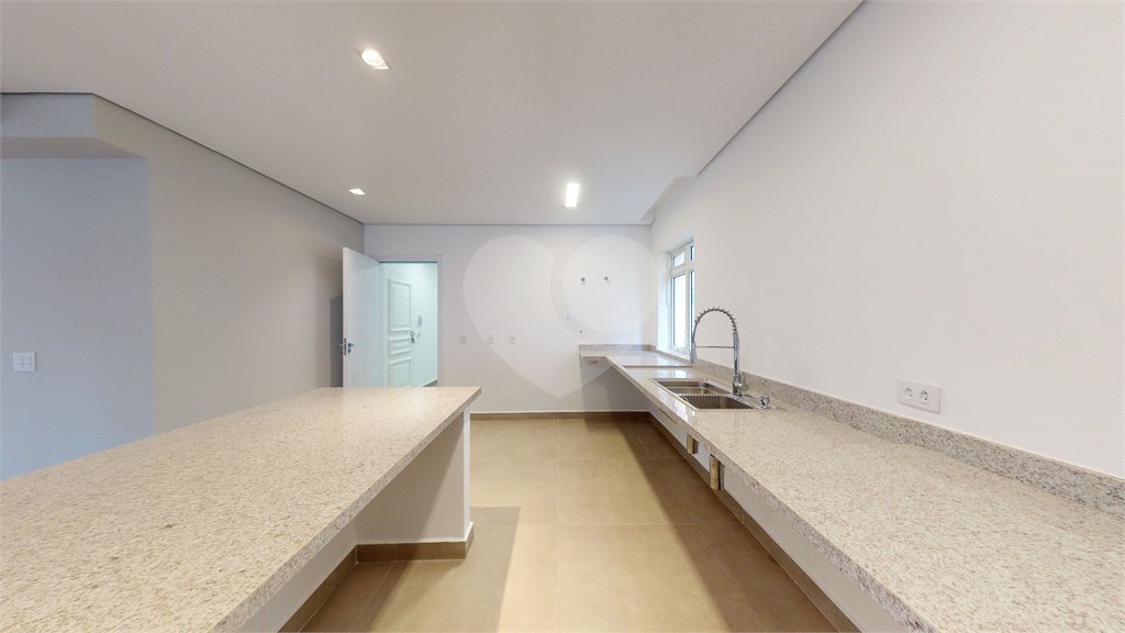 Apartamento à venda com 3 quartos, sendo 1 suíte, em Higienópolis, São Paulo, SP