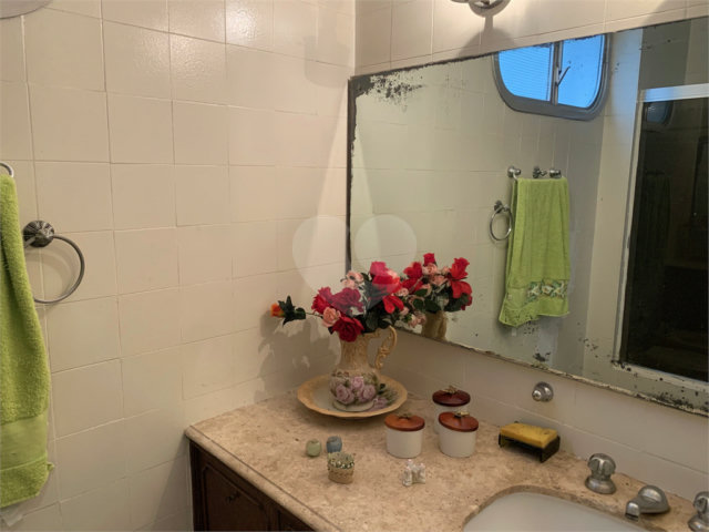 Apartamento à venda com 3 quartos, sendo 1 suíte,  em Jardim Marajoara, São Paulo, SP