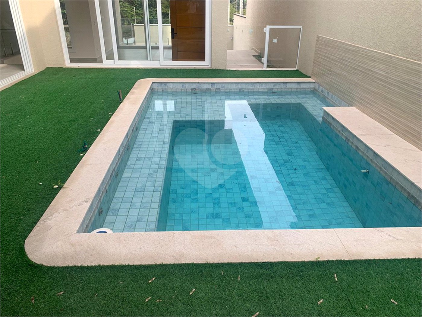 Casa à venda com 3 suítes no condomínio Quadra Real, Atibaia - SP