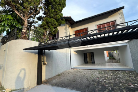 Casa à venda ou para alugar com 3 quartos, sendo 1 suíte, em Jardim Paulista, Atibaia, SP