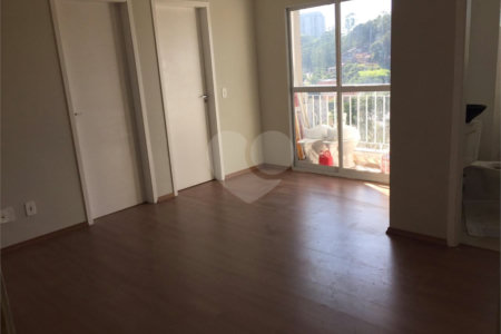 Apartamento à venda com 3 quartos, sendo 1 suíte, em Parque Reboucas, São Paulo, SP