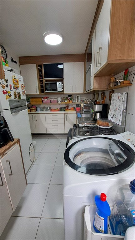 Casa à venda com 3 quartos, sendo 1 suíte,  no condomínio Moradas do Horto, São Paulo - SP