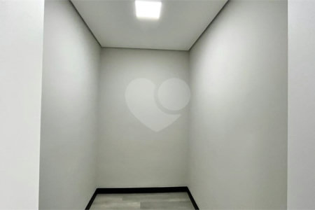Casa à venda com 4 quartos, sendo 3 suítes, no condomínio Campos do Conde Sorocaba, Sorocaba - SP