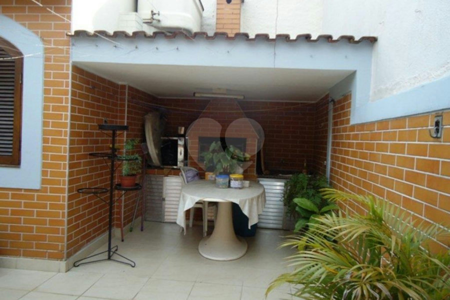 Sobrado à venda com 3 quartos, sendo 1 suíte, em Tremembé, São Paulo, SP