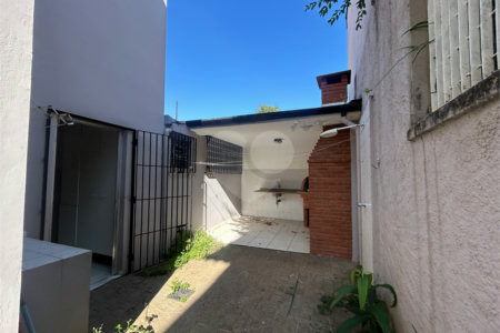 Casa à venda com 3 quartos, sendo 1 suíte,  em Santo Amaro, São Paulo, SP