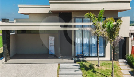 Casa à venda com 3 suítes no condomínio Residencial Dona Maria Candida, Indaiatuba - SP