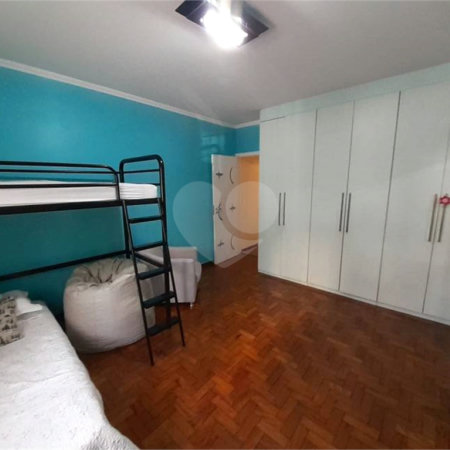 Sobrado à venda com 3 quartos em Santana, São Paulo, SP