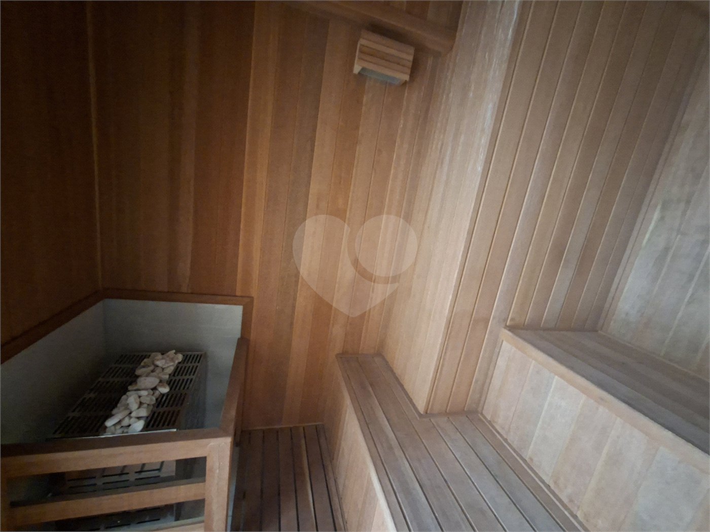 Apartamento à venda com 3 quartos, sendo 1 suíte,  no Centro, Itapetininga, SP
