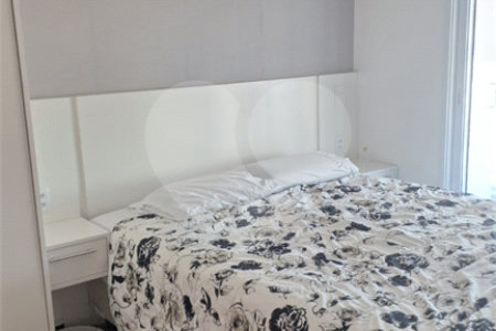 Apartamento à venda com 2 suítes em Vila Scarpelli, Santo André, SP
