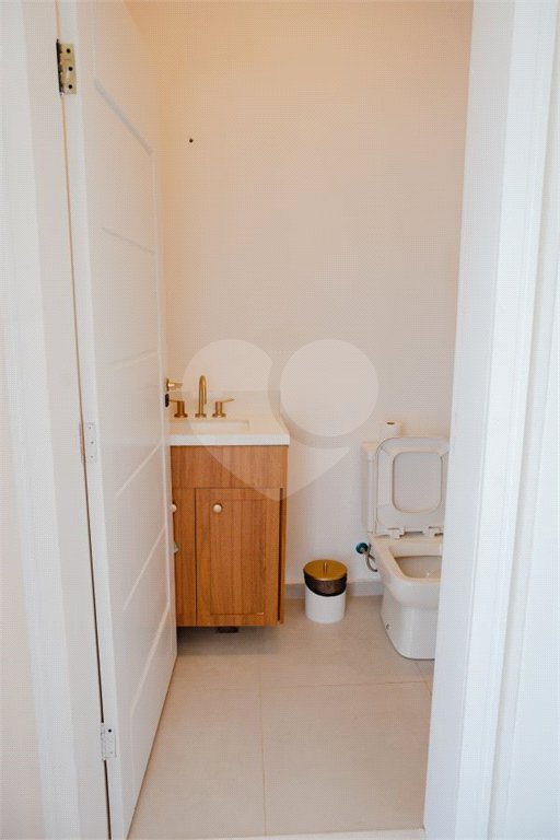 Casa à venda com 3 quartos, sendo 2 suítes, no condomínio Morada do Sol, Mairiporã - SP