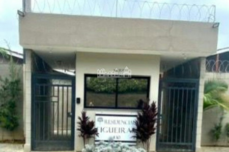 Casa à venda com 2 quartos, sendo 1 suíte, no condomínio Figueiras, Atibaia - SP