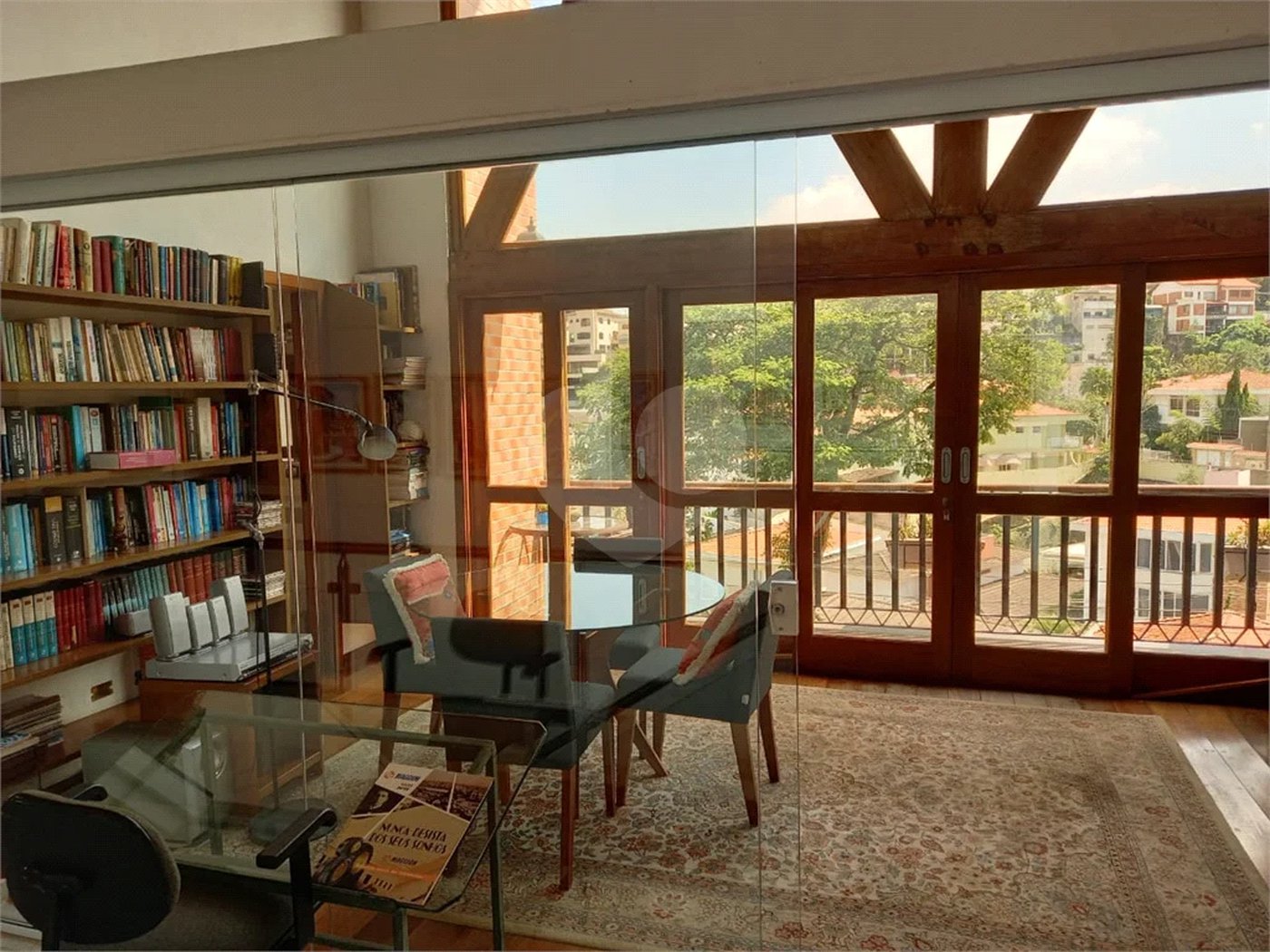 Casa à venda com 5 quartos, sendo 4 suítes, em Jardim São Bento, São Paulo, SP