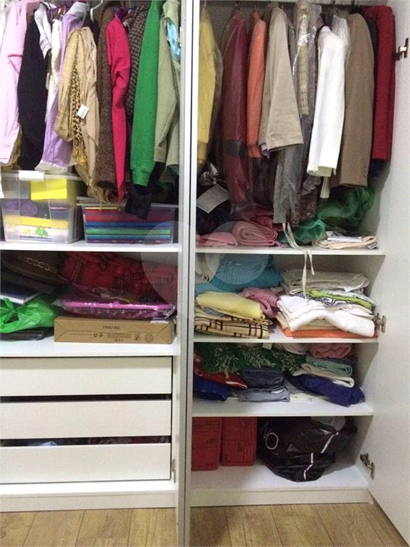 Apartamento à venda com 3 quartos, sendo 1 suíte, em Parque Reboucas, São Paulo, SP