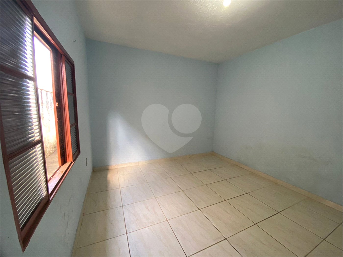 Casa à venda com 2 quartos em Jardim Elizabeth, Salto, SP