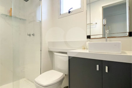 Apartamento à venda com 3 quartos, sendo 1 suíte, em Vila Paiva, São Paulo, SP