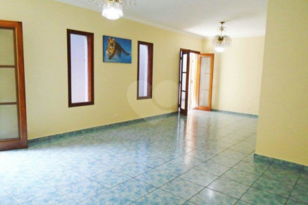 Casa Térrea à venda com 3 suítes em Jardim Petrópolis, São Paulo, SP