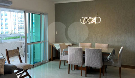 Apartamento à venda com 3 suítes em Santana, São Paulo, SP
