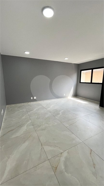 Sala comercial em Atibaia com 42,90 m² para locação com excelente localização
