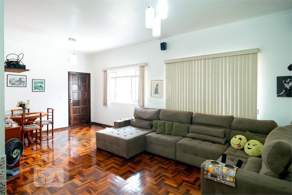 Casa à venda com 3 quartos, sendo 2 suítes, em Jardim Prudência, São Paulo, SP